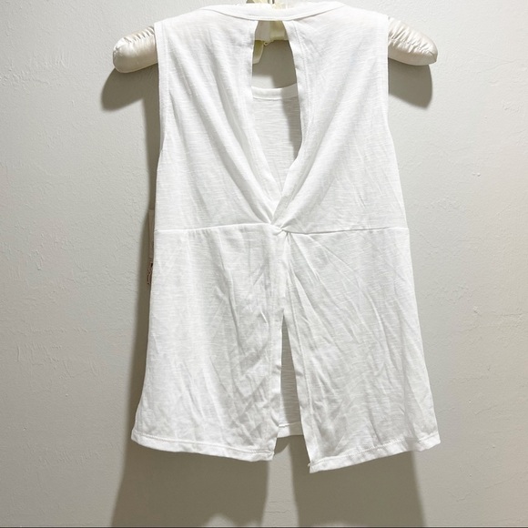 MARIKA BALANCE White ENVY Twist Keyhole Back Tank - Picture 1 of 6